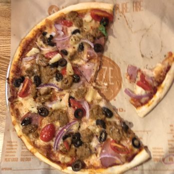 Blaze Pizza - Build your own pizza with unlimited toppings - Pizza Near Me - Sugar Land, Texas Blaze Pizza - Build your own pizza with unlimited toppings - Pizza Near Me - Sugar Land, Texas