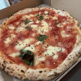 MARGHERITA PIZZA MARGHERITA PIZZA