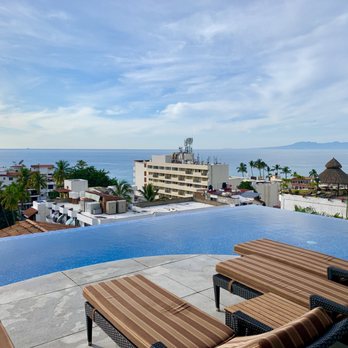 Pinnacle Resorts - Vacation Rentals Near Me - Puerto Vallarta, JAL