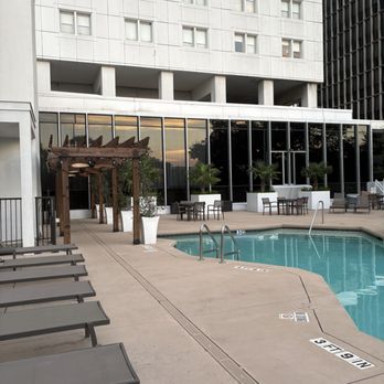 The Whitehall - Pool area from the far end. - Hotels Near Me - Houston, Texas