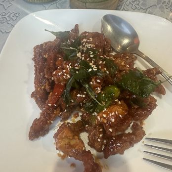 Kwan Tip Thai - Crispy Garlic Chicken - Thai Near Me - Federal Way, Washington Kwan Tip Thai - Crispy Garlic Chicken - Thai Near Me - Federal Way, Washington