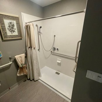 La Marea Senior Living - Shower - Retirement Homes Near Me - Carlsbad, California La Marea Senior Living - Shower - Retirement Homes Near Me - Carlsbad, California