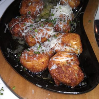 Courthouse Pub - Sizzling Artichoke Hearts - New American Near Me - Manitowoc, Wisconsin