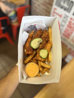 Monroe's Hot Chicken by null