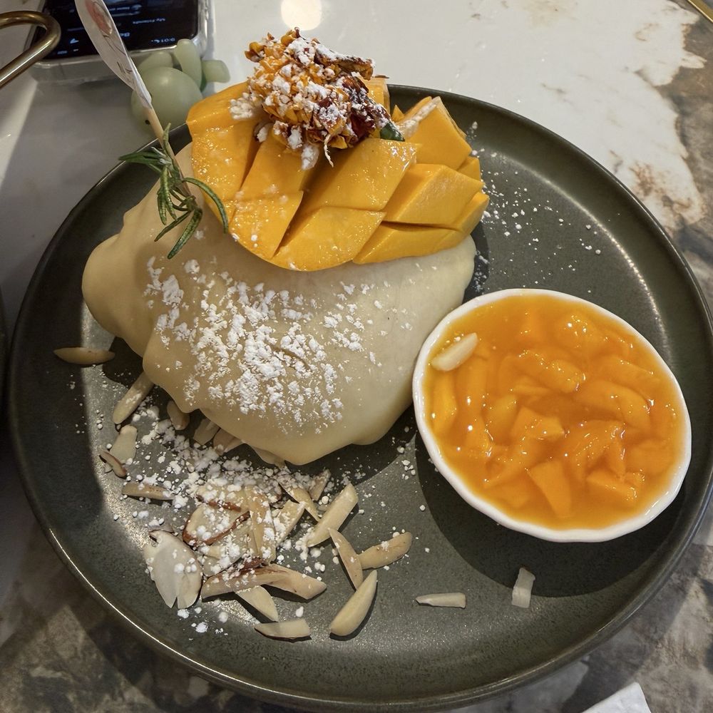 Naya Dessert Cafe - Mango sticky rice crepe - Cafes Near Me - Davis, California Naya Dessert Cafe - Mango sticky rice crepe - Cafes Near Me - Davis, California