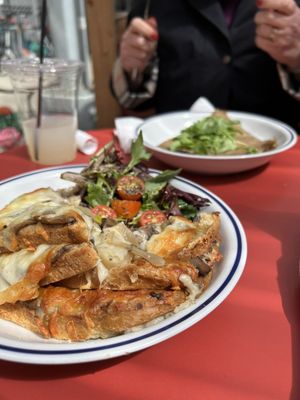 Chez les Frenchies by null