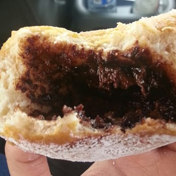 Francesca - Inside the powdered donut - Bakeries Near Me - Toronto, Ontario