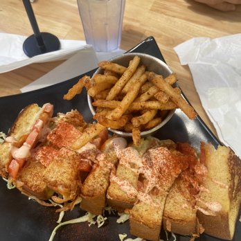 Down the Hatch Maui - Lobster and Crab Stuffed Grilled Cheese - Seafood Near Me - Lahaina, Hawaii