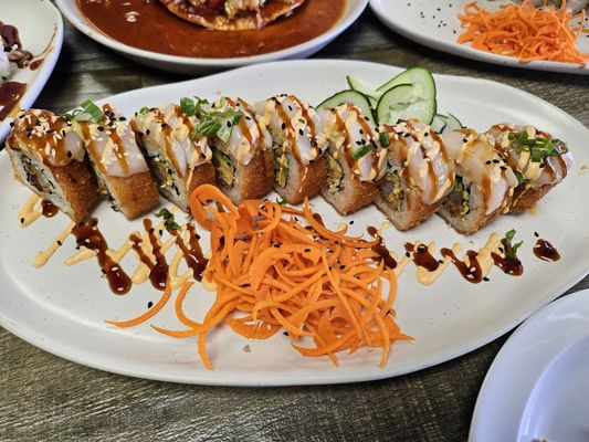 Emporio Sushi & Mariscos by null