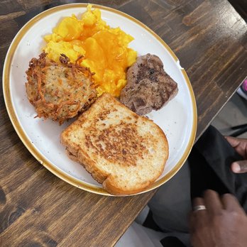Haystacks - Steak & Eggs - Breakfast & Brunch Near Me - Sulphur Springs, Texas