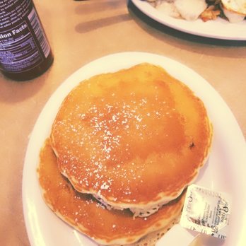 Kristof's Kafe - Buttermilk pancakes - American Near Me - Davie, Florida