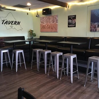 Kailua Tavern - the seating and tables - Sports Bars Near Me - Kailua, Hawaii Kailua Tavern - the seating and tables - Sports Bars Near Me - Kailua, Hawaii