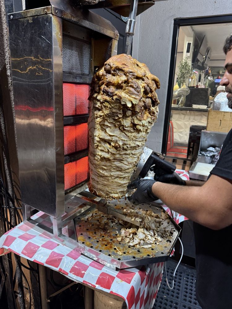 Kimo Shawarma