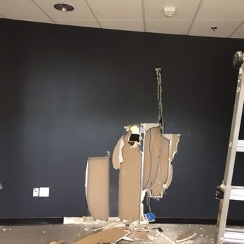Rez the Builder - Taking off the non bearing walls - Handyman Near Me