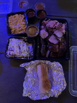 Copper Top BBQ by null