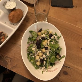 Babushka's - Hyde Park - Yabloko Salad - Russian Near Me - Tampa Bay, Florida