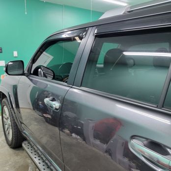 4U2C Werks - 2010 Toyota 4Runner front windows tint - Auto Detailing Near Me 4U2C Werks - 2010 Toyota 4Runner front windows tint - Auto Detailing Near Me