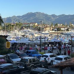Plaza Marina - La Marina Thursday Night Mercado. Happening!