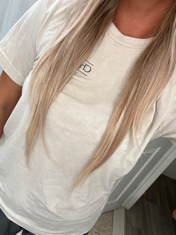 11 A.M. Salon Image