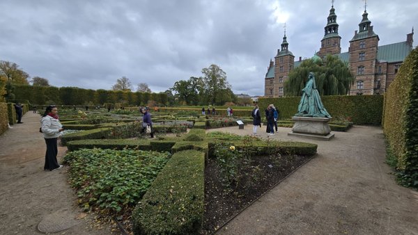 The King's Garden by null