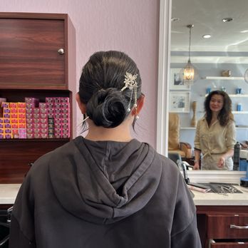 DD Beauty Salon - Low hair bun - Hair Stylists Near Me - San Jose, California DD Beauty Salon - Low hair bun - Hair Stylists Near Me - San Jose, California