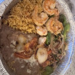 La Corona Mexican Restaurant - No flavor at all shrimp fajitas