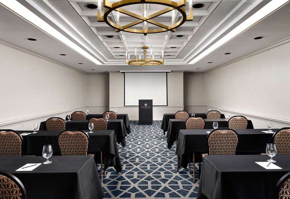 Hotel Phillips Kansas City, Curio Collection by Hilton by null