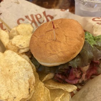 Yak's on the 5 - Craig's pastrami - Burgers Near Me - Dunsmuir, California