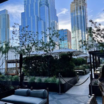 Arriba Abajo - Outdoor seating - Mexican Near Me - Austin, Texas