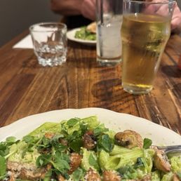 Gluten free pasta with pesto and mushrooms Gluten free pasta with pesto and mushrooms