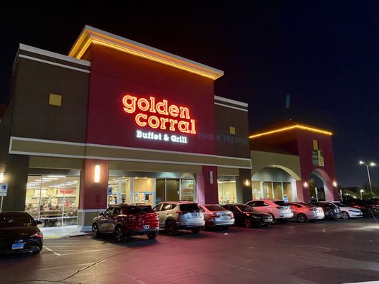 Golden Corral Buffet & Grill by null