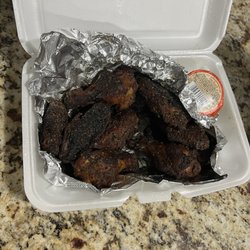POPPIN Pizza - 12 - Lemon Pepper Wings.