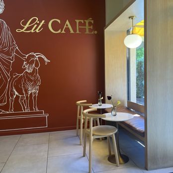 Lit Cafe - Indoor seating. There were about 8 of these tables. - Coffee & Tea Near Me - Montclair, New Jersey