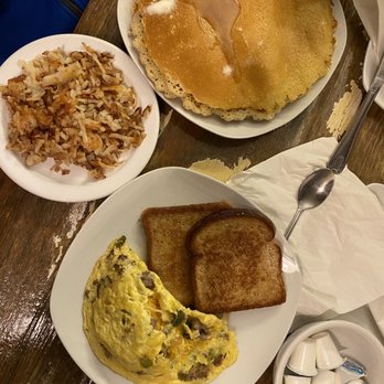 Trails Cafe & Cafe Catering - Omelette with sausage, peppers, onion, cheddar cheese with pancakes, hash browns - Cafes Near Me - Holton, Kansas Trails Cafe & Cafe Catering - Omelette with sausage, peppers, onion, cheddar cheese with pancakes, hash browns - Cafes Near Me - Holton, Kansas