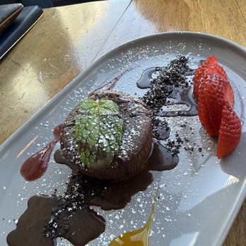Limón - Chocolate cake for birthday - Peruvian Near Me - Oakland, California