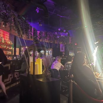 Lola Rose - Bar - Mediterranean Near Me - El Paso, Texas
