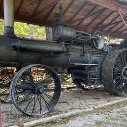 Har-Ber Village Museum - Case tractor