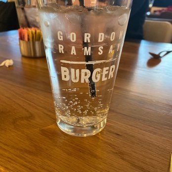 Gordon Ramsay Burger - Salad Near Me - Chicago, Illinois