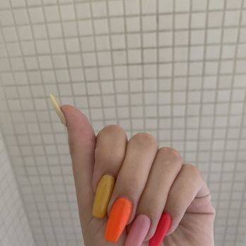AM & PM Nail Spa - acrylic fill - Nail Salons Near Me - Sherman oak, California