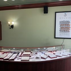 Andre's Fine Jewelers