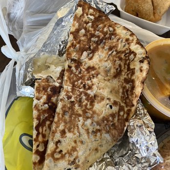 Siri Restaurant Chicago - Onion Kulcha - Indian Near Me - Chicago, Illinois