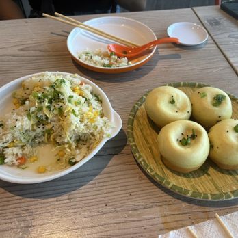 Bun World - Vegetarian Egg Fired Rice - Chinese Near Me - Anaheim, California Bun World - Vegetarian Egg Fired Rice - Chinese Near Me - Anaheim, California