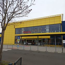 IKEA - Eingang Ikea in Koblenz  (02.12.2024) H.S