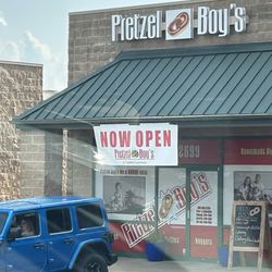 Pretzel Boy's - Exterior