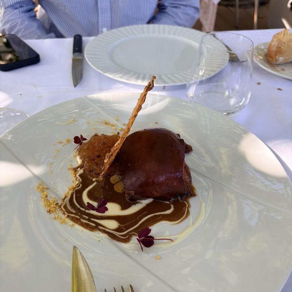 Rekondo - Glazed suckling pig with pineapple and date confiture - Spanish Near Me - Donostia / San Sebastián, SS Rekondo - Glazed suckling pig with pineapple and date confiture - Spanish Near Me - Donostia / San Sebastián, SS