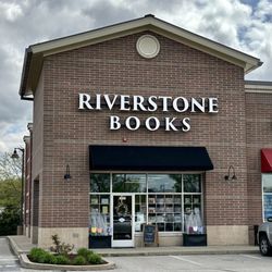 Riverstone Books - Front entrance to store