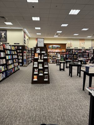 Barnes & Noble