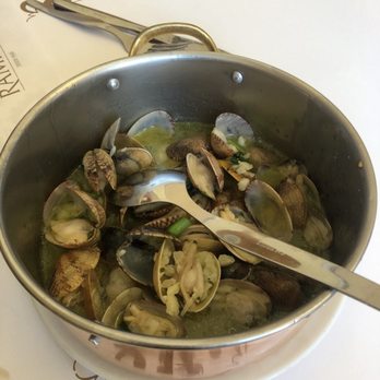 Cervejaria Ramiro - The best garlic clams! - Seafood Near Me - Lisbon, 11