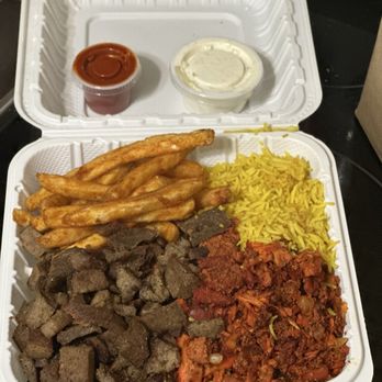 Halal Bros Cortlandt - Meat Combo Over Rice Platter - Halal Near Me - Buchanan, New York Halal Bros Cortlandt - Meat Combo Over Rice Platter - Halal Near Me - Buchanan, New York