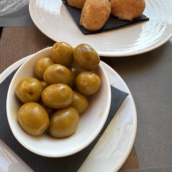 PORK boig per tu - Olives 12/17/2023 - Spanish Near Me - Barcelona, B